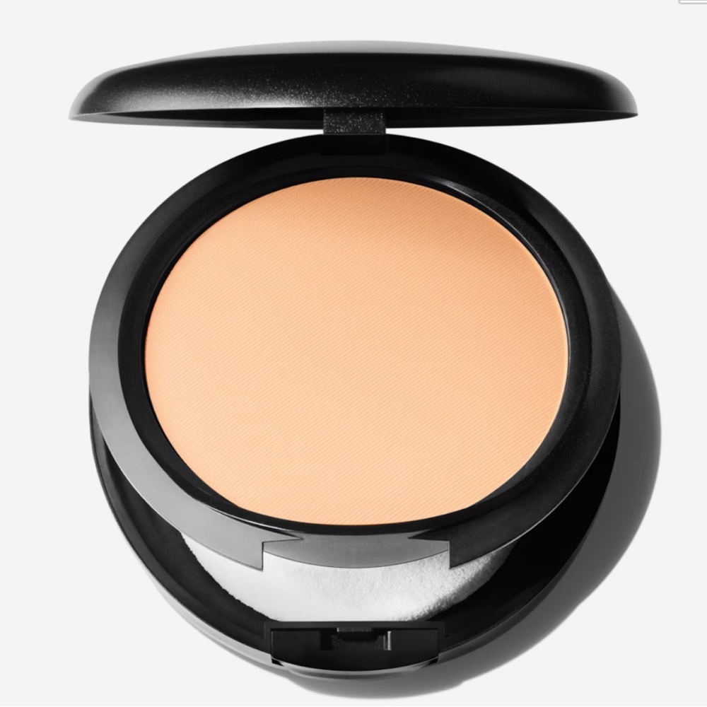 List 1 - MAC- C2 Foundation 12-hour, medium-2-full coverage,, controls oil/shine - Picture 3 of 5